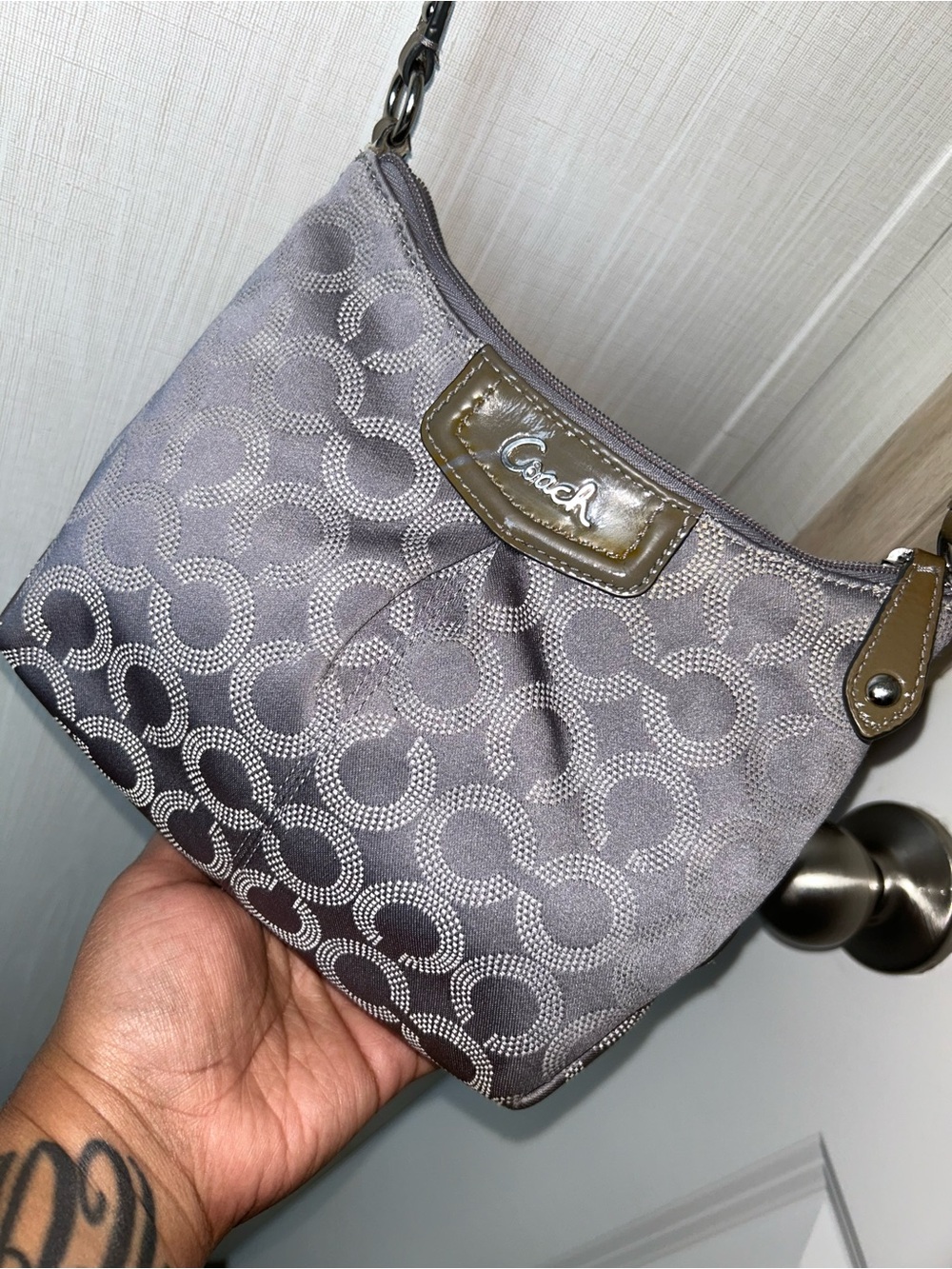 Coach Silver Gray Signature crossbody